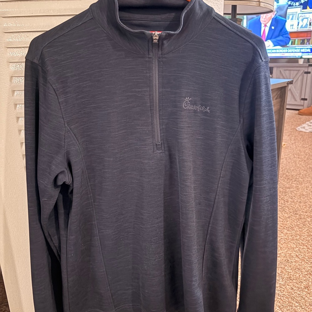 Chick Fil A Women's Navy Half-Zip long sleeve light jacket/shirt